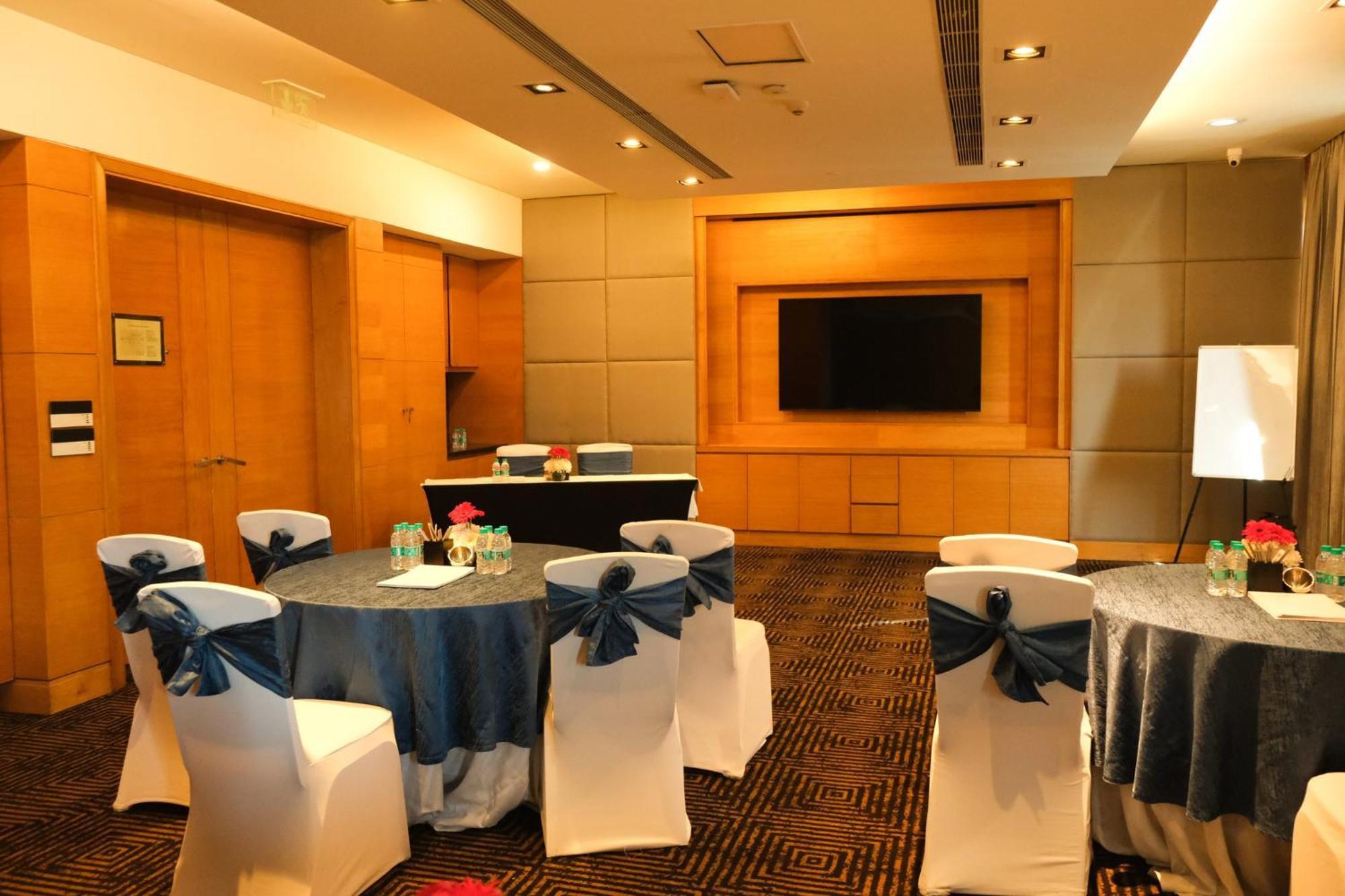 Crowne Plaza Today Gurugram By Ihg Gurgaon Dış mekan fotoğraf